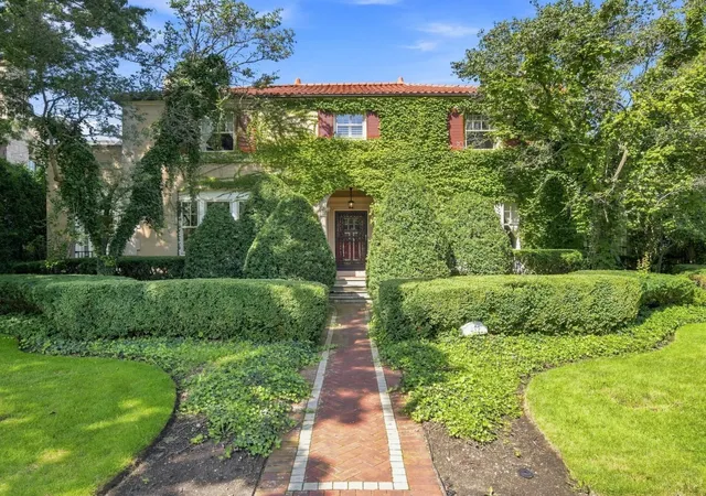 Photo 1 of Single family home for sale at 432 N Ashland Ave, Park Ridge, IL 60068 | MLS# 12743372 | Listing updated on 2026-09-06