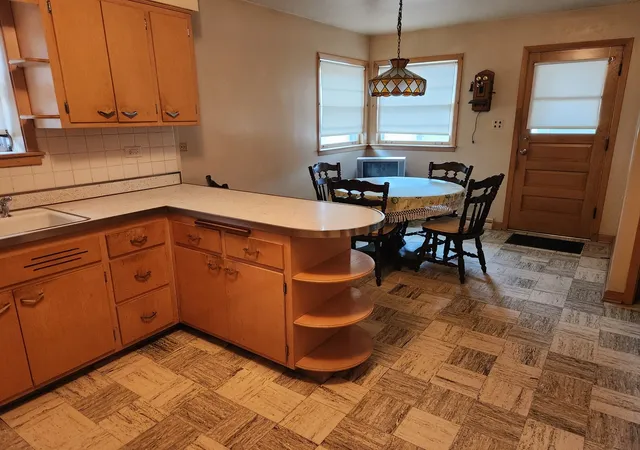 Photo 4 of Sale Pending at 1941 N 75th Avenue, Elmwood Park, IL 60707 | MLS# 12743379 | Listing updated on 2026-09-22
