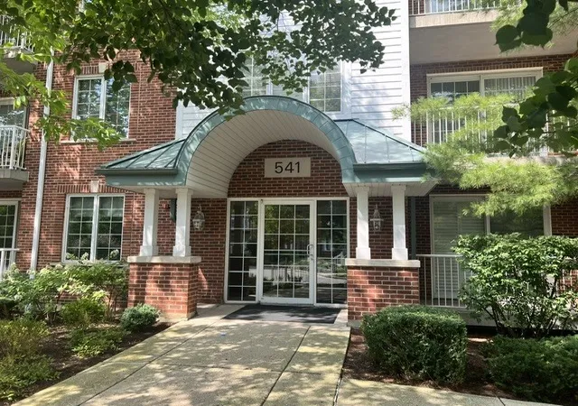 Photo 1 of Condo for sale at 541 N Hough St #305, Barrington, IL 60010 | MLS# 12743458 | Listing updated on 2026-09-14