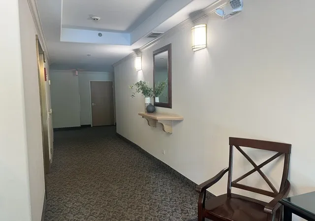 Listing Photo 2 - Condo for sale in building located at 541 N Hough St, Barrington, IL 60010 - Unit #305