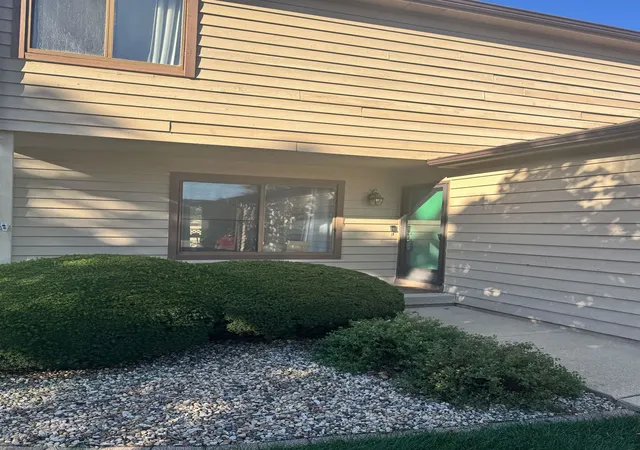 Photo 2 of Sale Pending at 1222 Lancaster Dr #1222, Champaign, IL 61821 | MLS# 12743560 | Listing updated on 2026-10-13