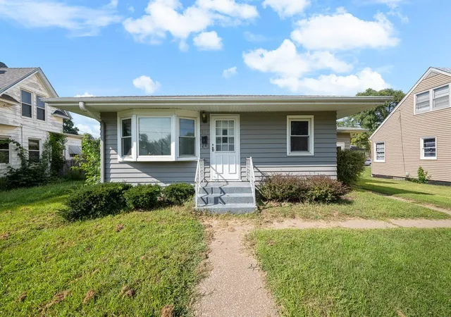 Photo 1 of Single family home for sale at 627 24th Avenue, Rock Island, IL 61201 | MLS# 12743572 | Listing updated on 2026-09-19