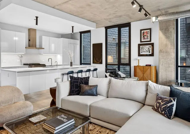 Photo 4 of Condo for sale at 111 S Peoria St #313, Chicago, IL 60607 | MLS# 12743577 | Listing updated on 2026-09-29