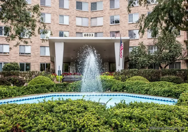 Photo 3 of Condo for sale at 6833 N Kedzie Ave #801, Chicago, IL 60645 | MLS# 12743594 | Listing updated on 2026-09-24