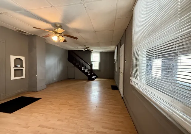 Photo 3 of Single family home for sale at 504 S East St, Clinton, IL 61727 | MLS# 12743642 | Listing updated on 2026-09-13