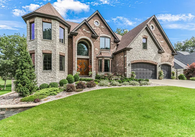 Photo 3 of Single family home for sale at 14151 131st Street, Lemont, IL 60439 | MLS# 12743657 | Listing updated on 2026-09-06