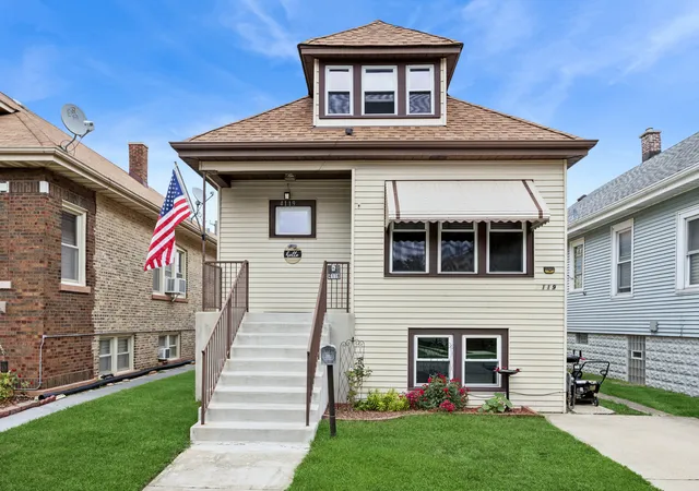 Photo 2 of Single family home for sale at 4119 Maple Ave, Stickney, IL 60402 | MLS# 12743806 | Listing updated on 2026-10-05