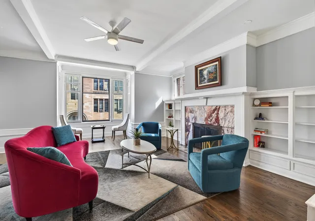 Photo 2 of Condo for sale at 1031 W Bryn Mawr Ave #2A, Chicago, IL 60626 | MLS# 12743842 | Listing updated on 2026-09-24