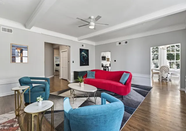 Photo 3 of Condo for sale at 1031 W Bryn Mawr Ave #2A, Chicago, IL 60626 | MLS# 12743842 | Listing updated on 2026-09-24