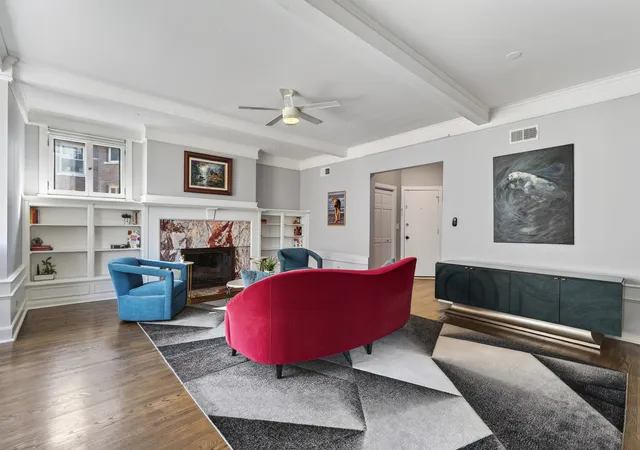 Photo 4 of Condo for sale at 1031 W Bryn Mawr Ave #2A, Chicago, IL 60626 | MLS# 12743842 | Listing updated on 2026-09-24