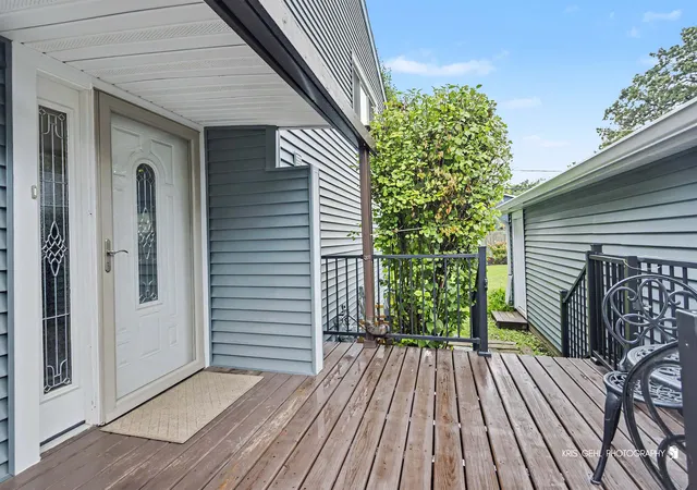 Photo 2 of Single family home for sale at 1530 Grove Dr, Round Lake Beach, IL 60073 | MLS# 12743847 | Listing updated on 2026-09-05