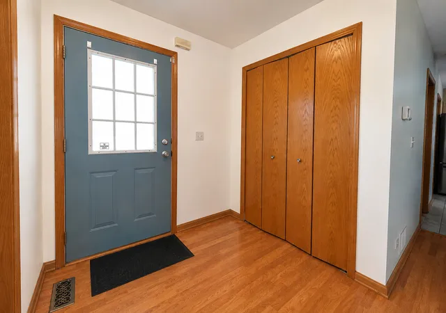 Photo 2 of Single family home for sale at 2297 N Arapahoe Trl, Round Lake Heights, IL 60073 | MLS# 12743967 | Listing updated on 2026-09-15