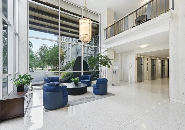Photo 2 of Condo for sale at 4250 N Marine Dr #2210, Chicago, IL 60613 | MLS# 12744048 | Listing updated on 2026-09-16