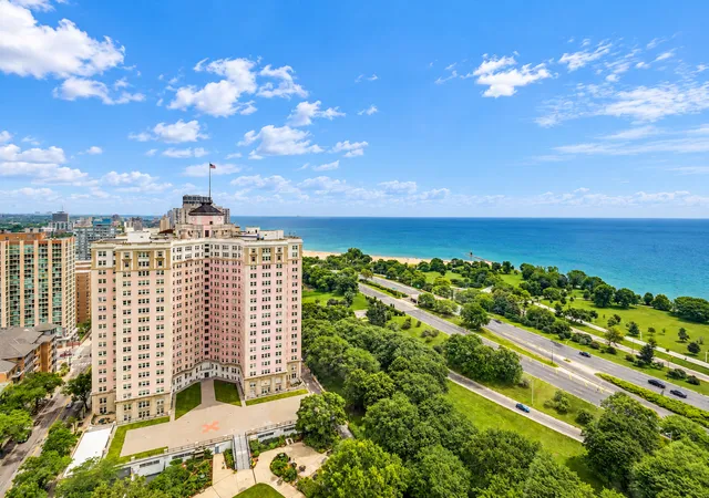 Photo 3 of Condo for sale at 5455 N Sheridan Rd #2907, Chicago, IL 60640 | MLS# 12744053 | Listing updated on 2026-10-12
