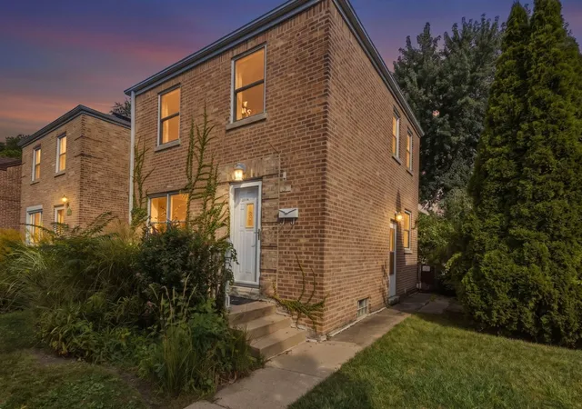 Single family home for sale at 3836 Hull St, Skokie, IL 60076 | MLS# 12744119