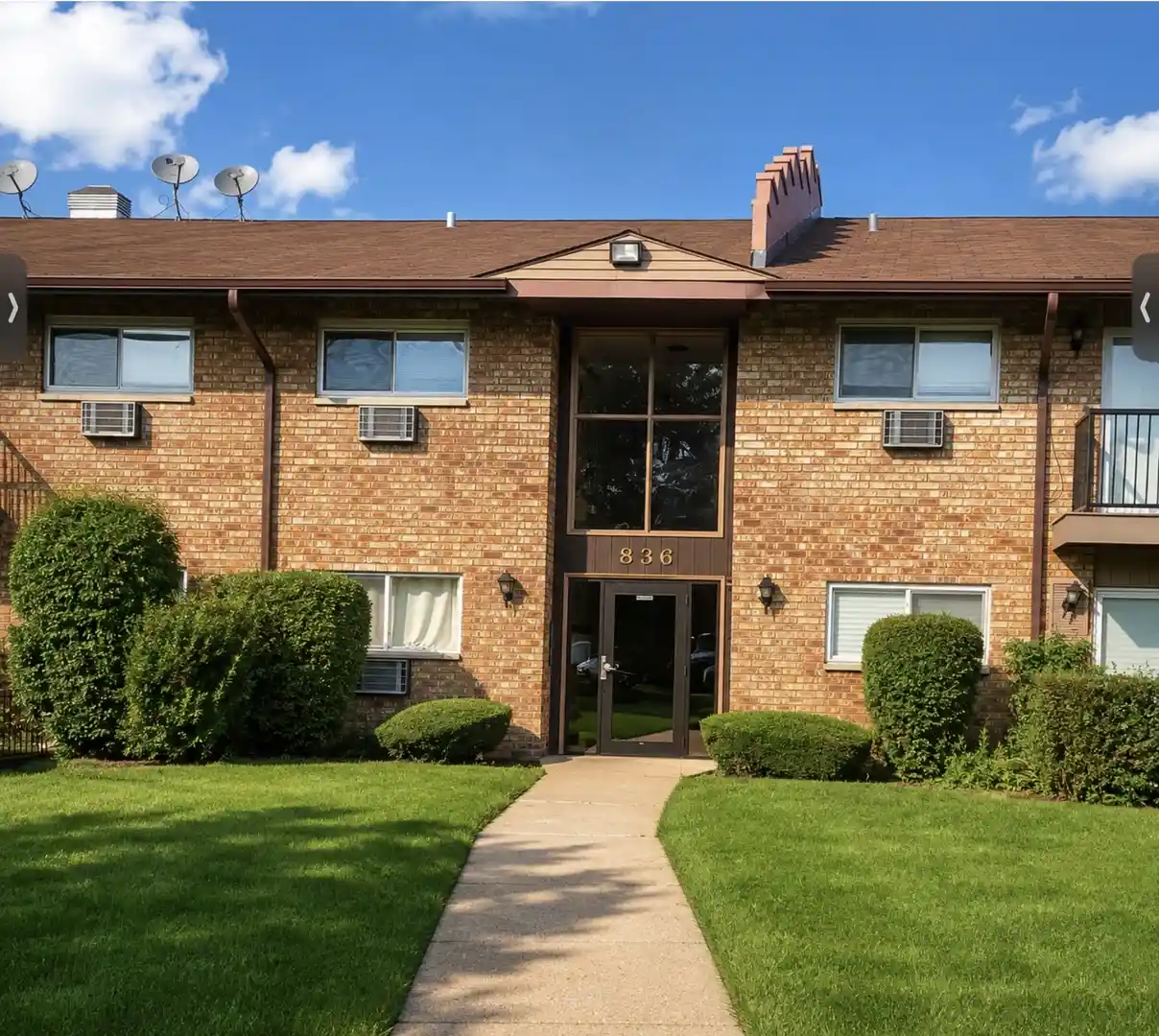 Listing Photo 1 - Condo for sale in 836 E Old Willow Rd located at 836 E Old Willow Rd, Prospect Heights, IL 60070 - Unit #111