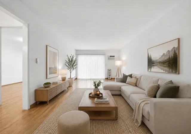 Listing Photo 4 - Condo for sale in building located at 836 E Old Willow Rd, Prospect Heights, IL 60070 - Unit #111