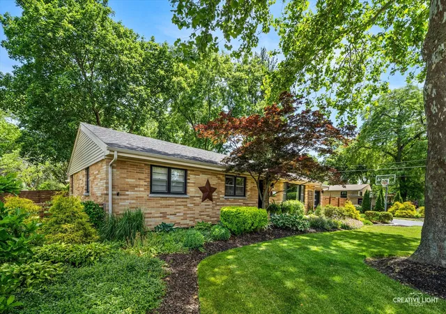 Photo 2 of Single family home for sale at 516 S Sleight St, Naperville, IL 60540 | MLS# 12744270 | Listing updated on 2026-09-18