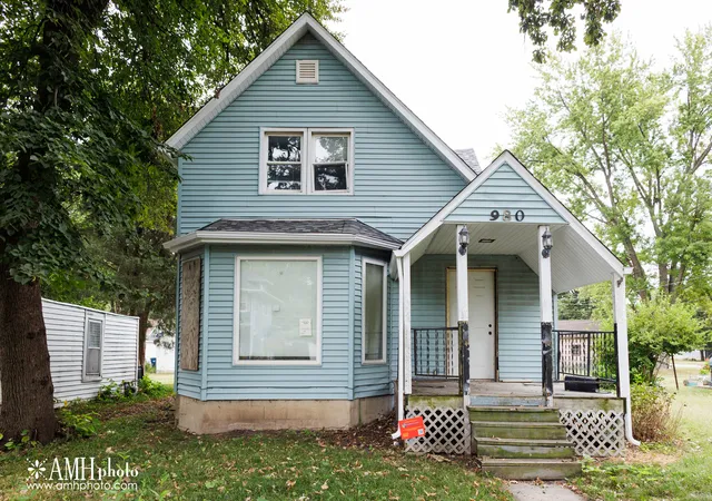 Photo 1 of Single family home for sale at 980 S 6th Avenue, Kankakee, IL 60901 | MLS# 12744286 | Listing updated on 2026-09-18