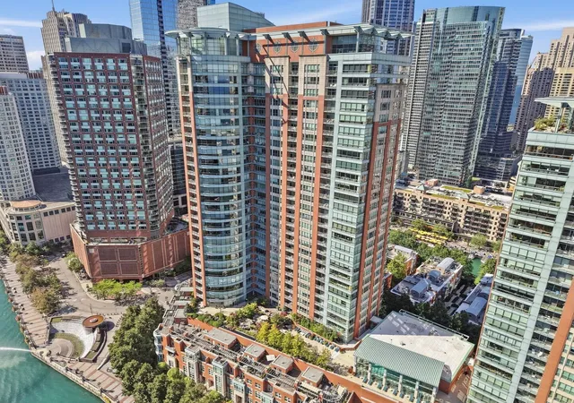 Photo 2 of Condo for sale at 415 E N Water St #2805, Chicago, IL 60611 | MLS# 12744448 | Listing updated on 2026-09-18