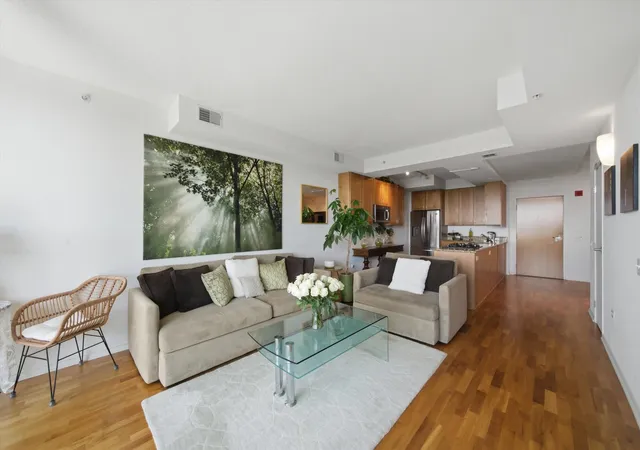 Photo 4 of Condo for sale at 9655 Woods Dr #1806, Skokie, IL 60077 | MLS# 12744472 | Listing updated on 2026-09-02