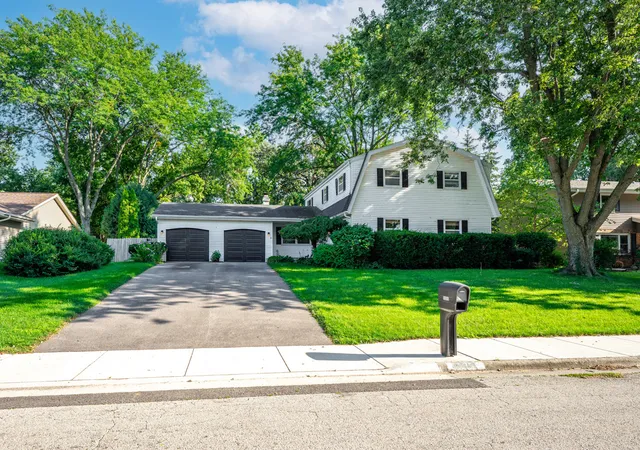 Photo 42 of Single family home for sale at 5555 Roanoke Rd, Rockford, IL 61107 | MLS# 12744527 | Listing updated on 2026-09-06