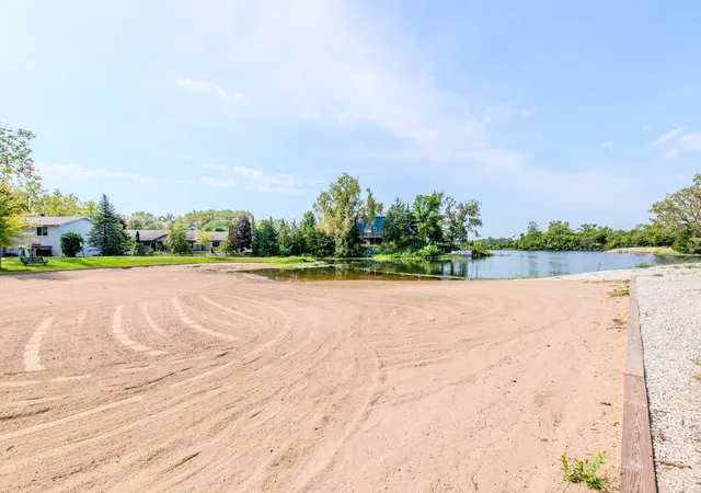 Photo 16 of Land for sale at 18 Dinosaur Rd, Wilmington, IL 60481 | MLS# 12744558 | Listing updated on 2026-09-14