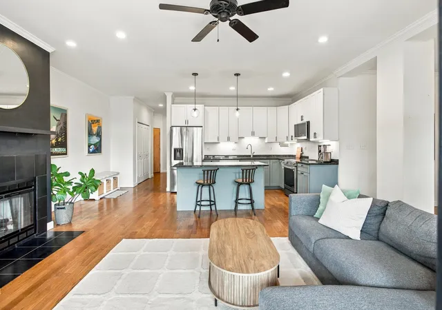 Photo 4 of Condo for sale at 803 N Campbell Ave #1A, Chicago, IL 60622 | MLS# 12744559 | Listing updated on 2026-09-24