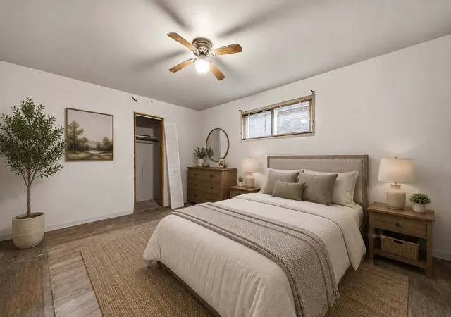 Photo 4 of Single family home for sale at 2333 Walnut St, Blue Island, IL 60406 | MLS# 12744585 | Listing updated on 2026-09-06