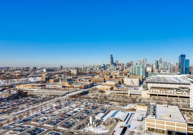 Photo 3 of Condo for sale at 2605 S Indiana Ave #2304, Chicago, IL 60616 | MLS# 12744601 | Listing updated on 2026-09-22