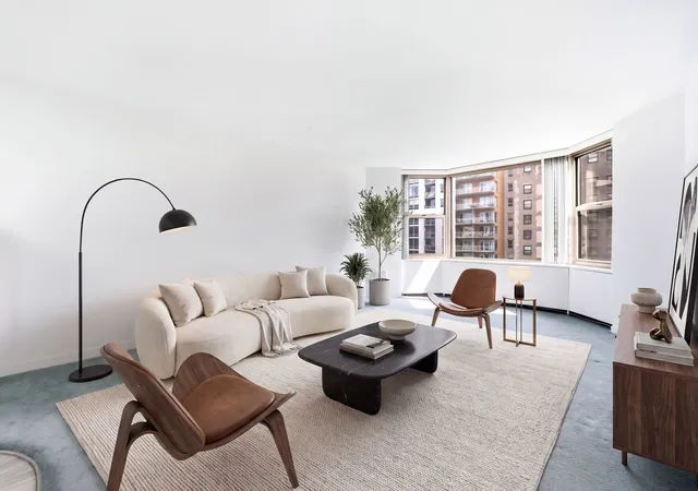 Photo 4 of Condo for sale at 535 N Michigan Ave #2305, Chicago, IL 60611 | MLS# 12744655 | Listing updated on 2026-10-01