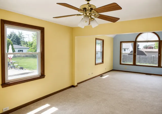 Photo 4 of Single family home for sale at 786 N Van Auken St, Elmhurst, IL 60126 | MLS# 12744658 | Listing updated on 2026-09-06