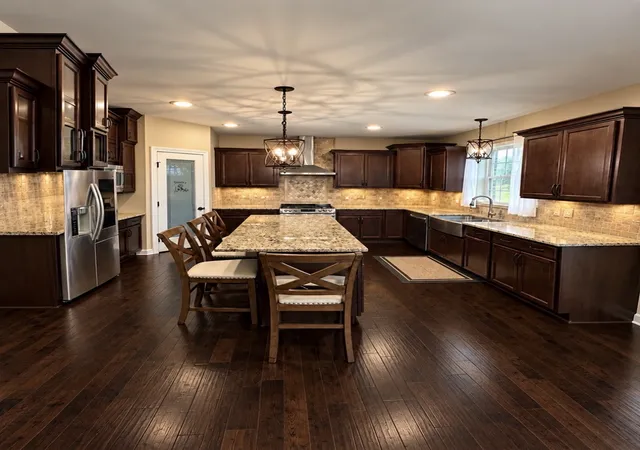 Photo 3 of Single family home for sale at 15710 Primrose St, New Lenox, IL 60451 | MLS# 12744680 | Listing updated on 2026-10-07