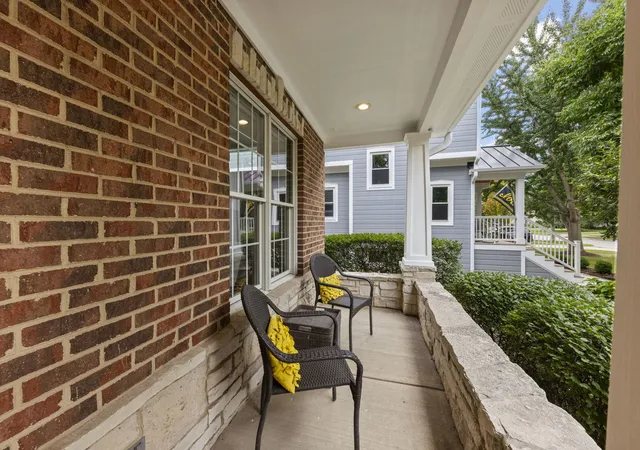 Photo 3 of Single family home for sale at 133 N Clinton Ave, Elmhurst, IL 60126 | MLS# 12744694 | Listing updated on 2026-09-16