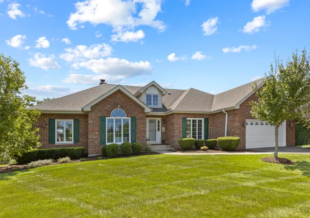 Photo 2 of Single family home for sale at 7661 Steeple Chase Dr, Frankfort, IL 60423 | MLS# 12744702 | Listing updated on 2026-10-04