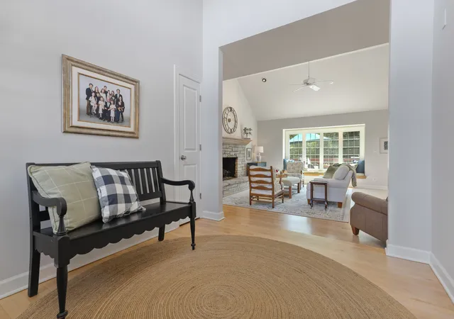 Photo 4 of Single family home for sale at 7661 Steeple Chase Dr, Frankfort, IL 60423 | MLS# 12744702 | Listing updated on 2026-10-04