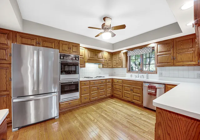 Photo 2 of Single family home for sale at 873 Damico Dr, Chicago Heights, IL 60411 | MLS# 12744711 | Listing updated on 2026-09-07