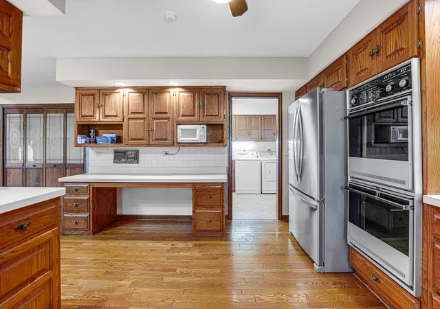 Photo 4 of Single family home for sale at 873 Damico Dr, Chicago Heights, IL 60411 | MLS# 12744711 | Listing updated on 2026-09-07