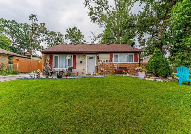 Photo 1 of Single family home for sale at 355 Oswego St, Park Forest, IL 60466 | MLS# 12744743 | Listing updated on 2026-09-06