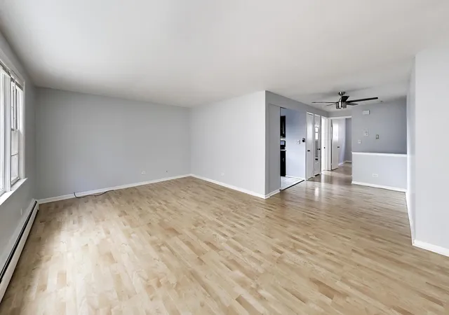 Listing Photo 3 - Condo for sale in building located at 6460 N Nw Hwy, Chicago, IL 60631 - Unit #101