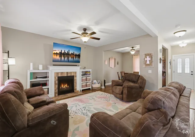 Photo 2 of Single family home for sale at 1670 Eagle Blf Dr, Bourbonnais, IL 60914 | MLS# 12744824 | Listing updated on 2026-10-05