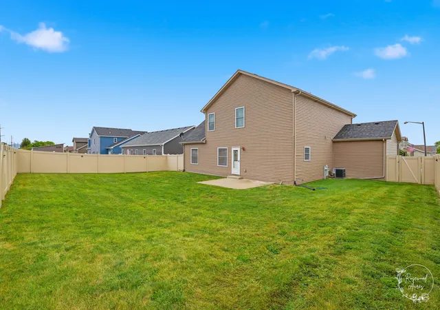 Photo 22 of Single family home for sale at 1670 Eagle Blf Dr, Bourbonnais, IL 60914 | MLS# 12744824 | Listing updated on 2026-10-16