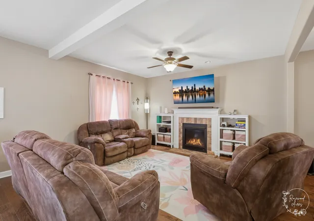 Photo 3 of Single family home for sale at 1670 Eagle Blf Dr, Bourbonnais, IL 60914 | MLS# 12744824 | Listing updated on 2026-10-05