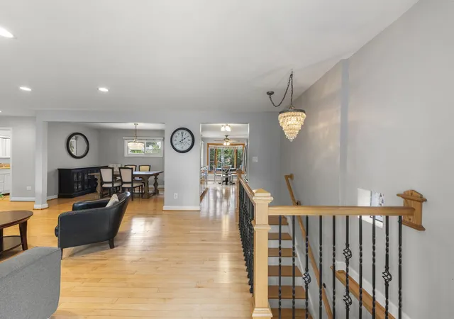 Photo 4 of Single family home for sale at 1s705 Westview Ave, Lombard, IL 60148 | MLS# 12744848 | Listing updated on 2026-09-14