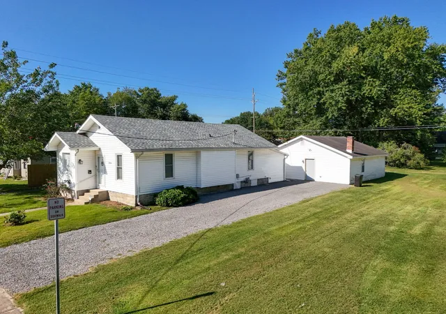 Photo 27 of Single family home for sale at 708 S Bentley St, Marion, IL 62959 | MLS# 12744902 | Listing updated on 2026-09-06