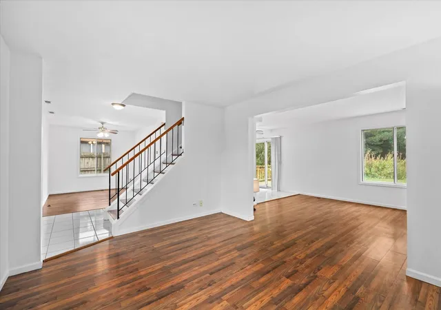 Photo 3 of Single family home for sale at 2398 Blue Spruce Ln, Aurora, IL 60502 | MLS# 12744920 | Listing updated on 2026-09-26