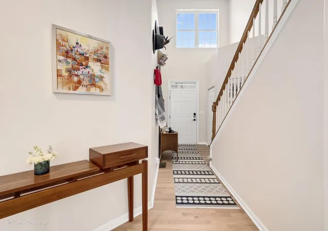Photo 3 of Townhouse for sale at 11005 Edgebrook Ln, Indian Head Park, IL 60525 | MLS# 12744925 | Listing updated on 2026-09-19