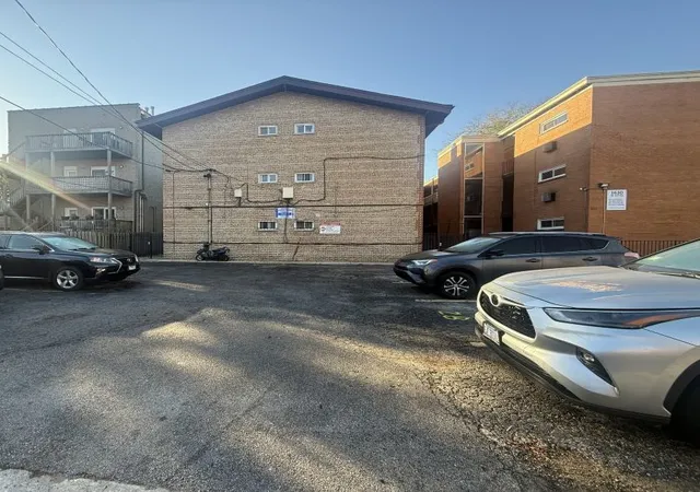 Photo 1 of Condo for sale at 1626 W Estes Ave #3C, Chicago, IL 60626 | MLS# 12744926 | Listing updated on 2026-10-22