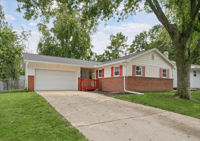 Photo 1 of Single family home for sale at 1223 Townley Dr, Bloomington, IL 61704 | MLS# 12744941 | Listing updated on 2026-10-05