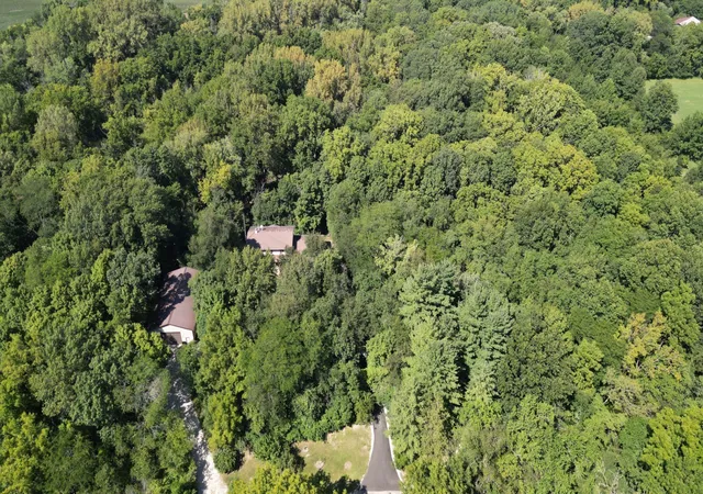 Photo 2 of Single family home for sale at 16842 E Cheyenne Rd, Heyworth, IL 61745 | MLS# 12744944 | Listing updated on 2026-09-15